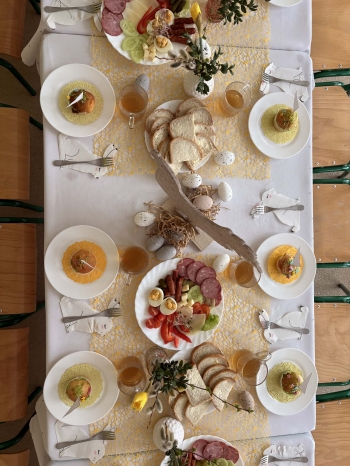 44dd9b8d-2ee6-41e8-97dd-5c5d272a2688