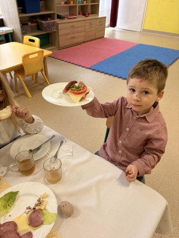 df4e4cad-6e48-49ee-b3a1-ceb70c4b1ff8