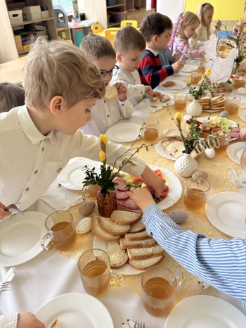 c06b75cf-2c73-45c9-9294-046b13b99704