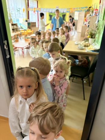 abb094a7-af29-4651-bf84-a402698d793e