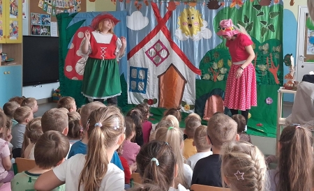 Teatrzyk ,,Psotka Dorotka''
